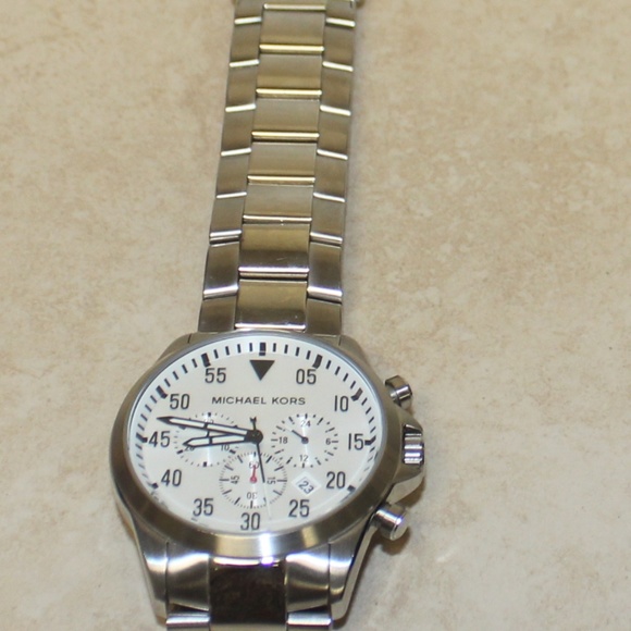 MICHAEL KORS MK8331 Gage Chronograph Silver Watch - Picture 5 of 7
